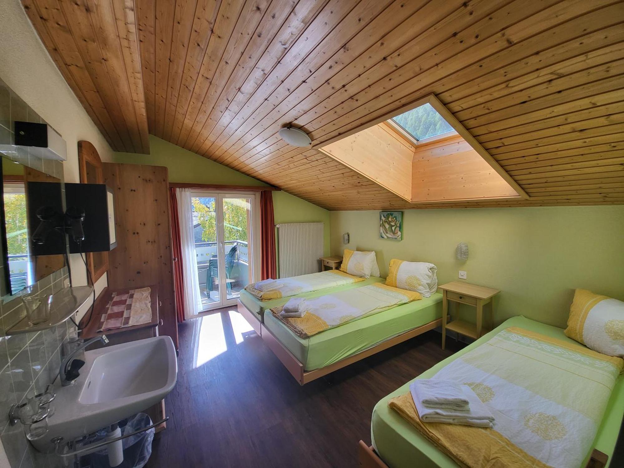 Pension Heino Saas-Grund Bagian luar foto