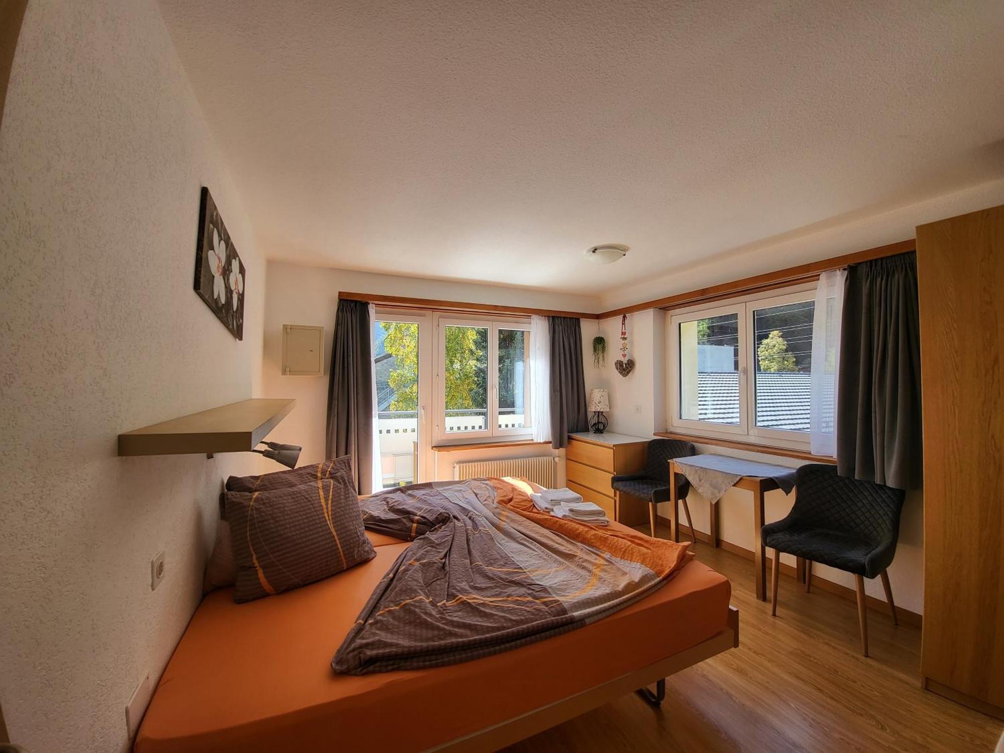 Pension Heino Saas-Grund Ruang foto