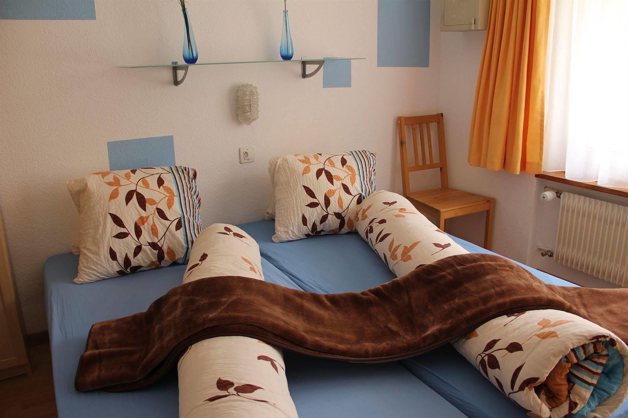 Pension Heino Saas-Grund Bagian luar foto